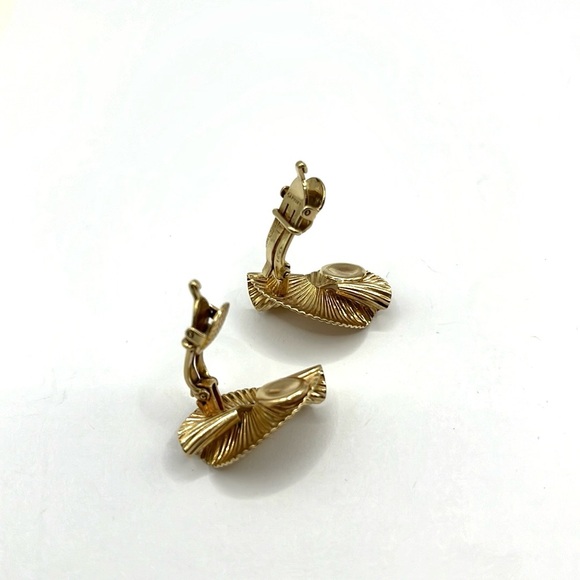 14 KT CARTIER Vintage CARTIER 14K Yellow Gold Fan Style Clip on Earrings Luxury - Picture 9 of 11
